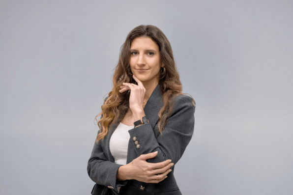 Aleksandra Ivanova Colmart